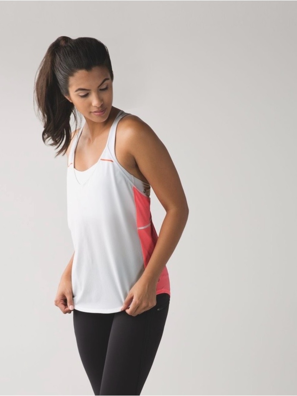 NWT Lululemon Breezy Singlet 
White/ Grapefruit